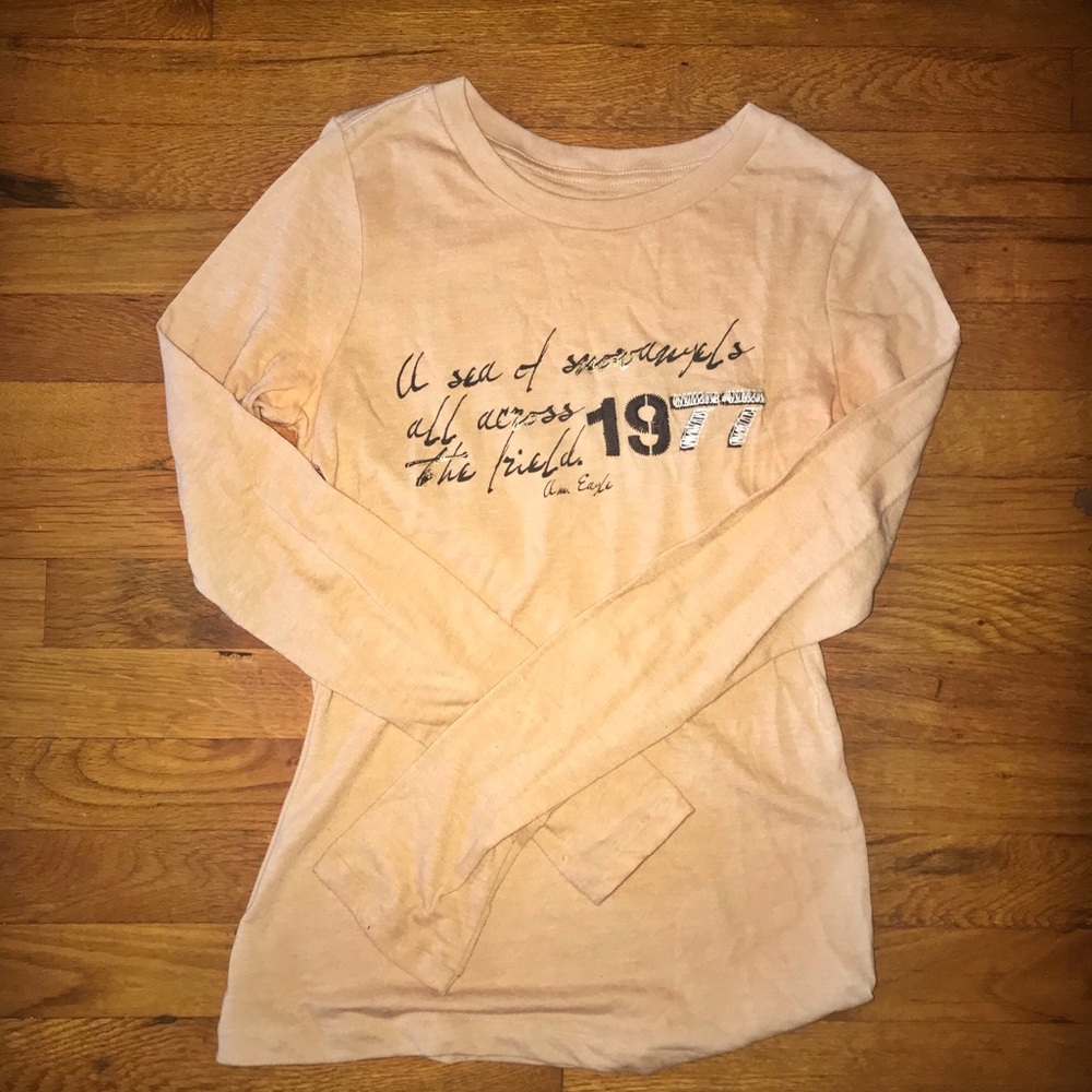 American Eagle Outfitters Long Sleeve Shirt.